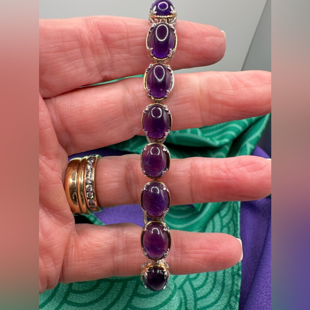 Michael Valitutti Gems en Vogue stunning amethyst bracelet